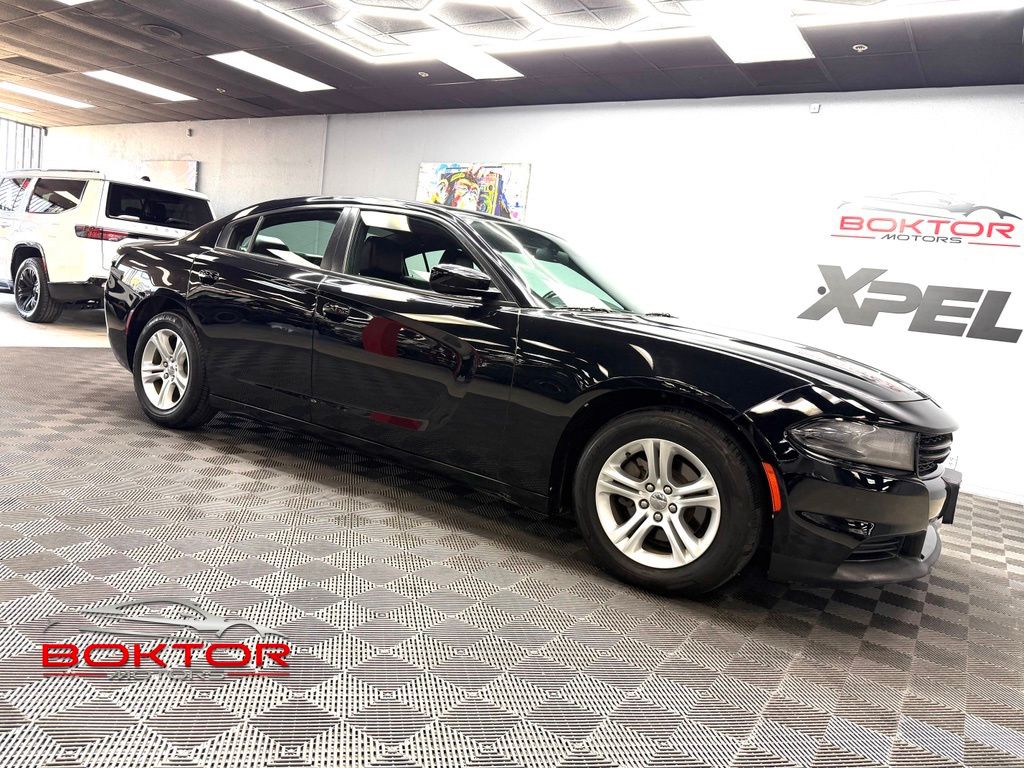 2020 Dodge Charger SXT's photo
