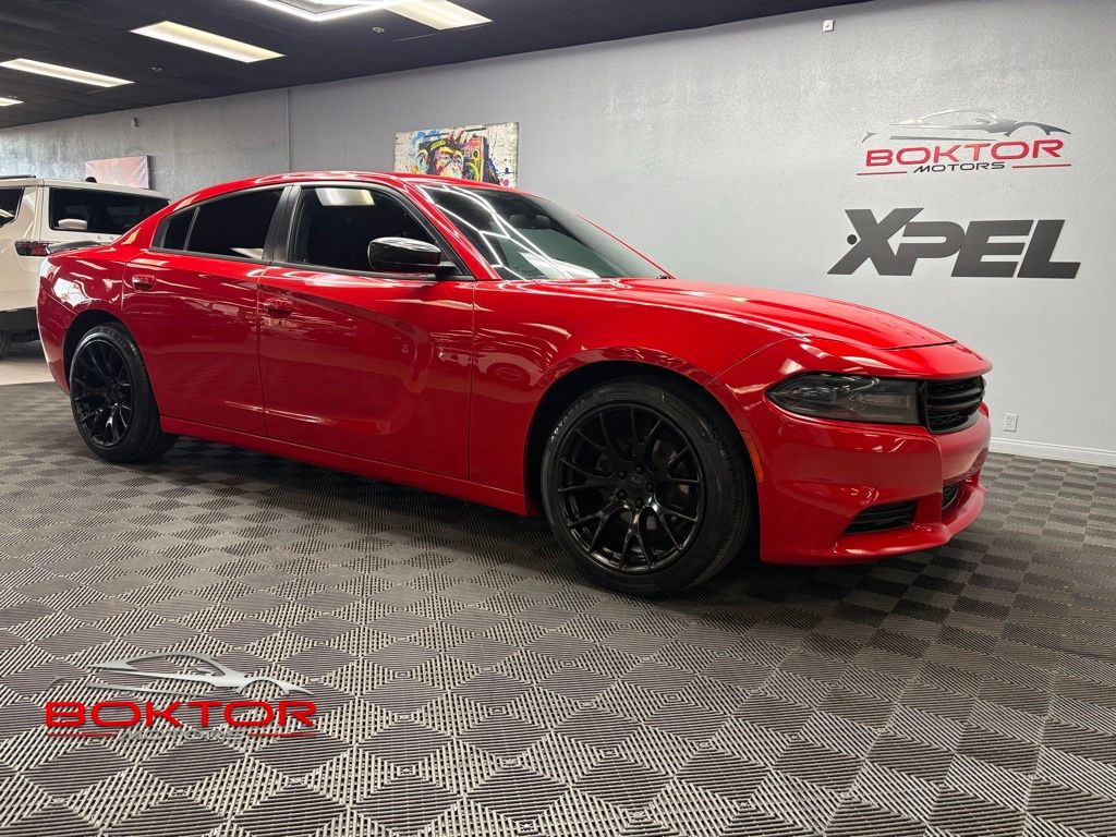 2018 Dodge Charger SXT's photo