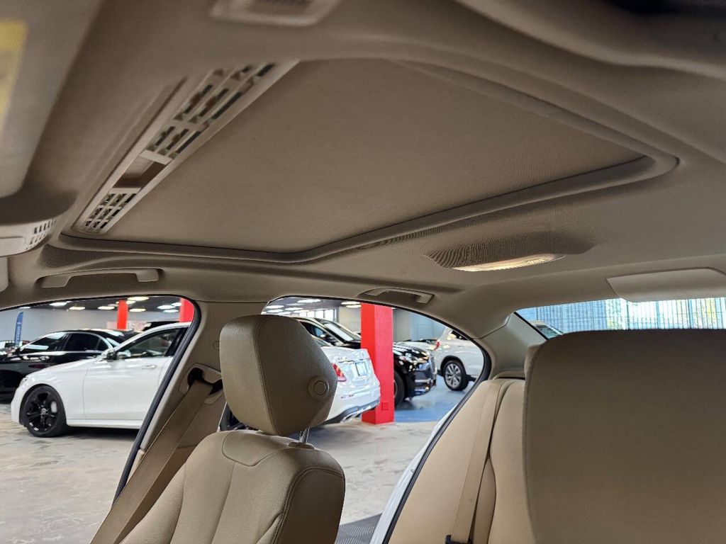 2015 BMW 3 Series 320i - Photo 37