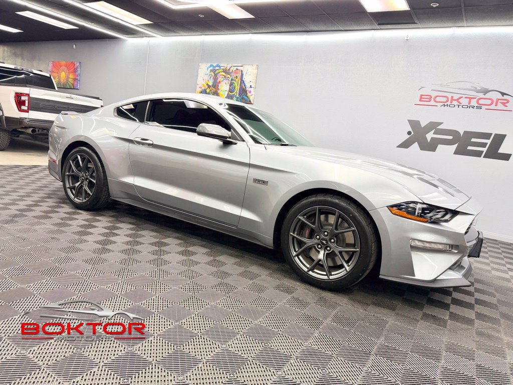 2021 Ford Mustang EcoBoost