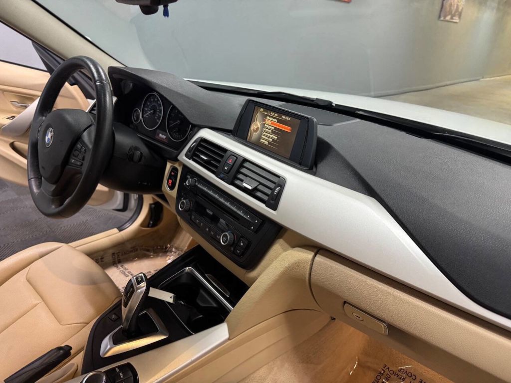 2015 BMW 3 Series 320i - Photo 55