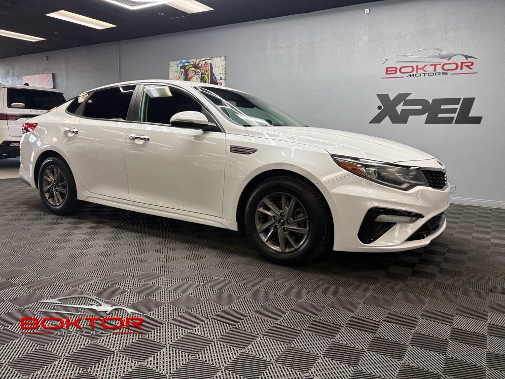 2020 Kia Optima LX AT's photo