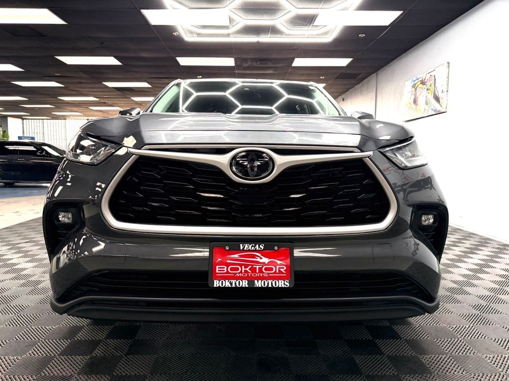 Used 2020 Toyota Highlander LE SUV