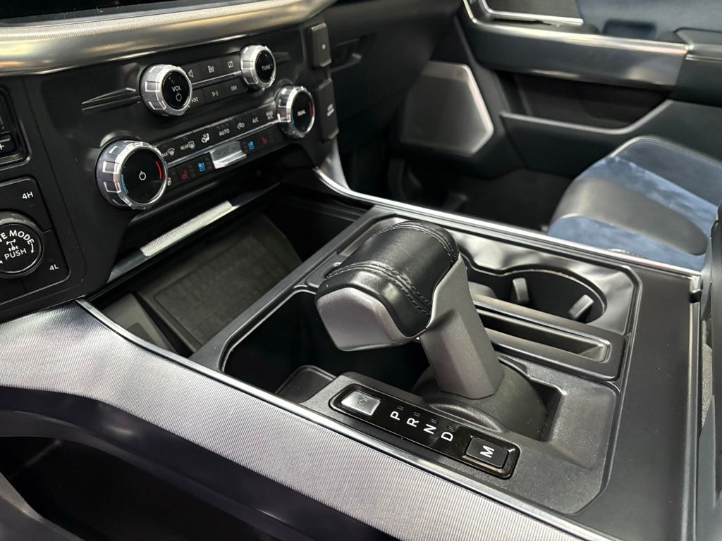 2022 Ford F-150 Raptor - Photo 28