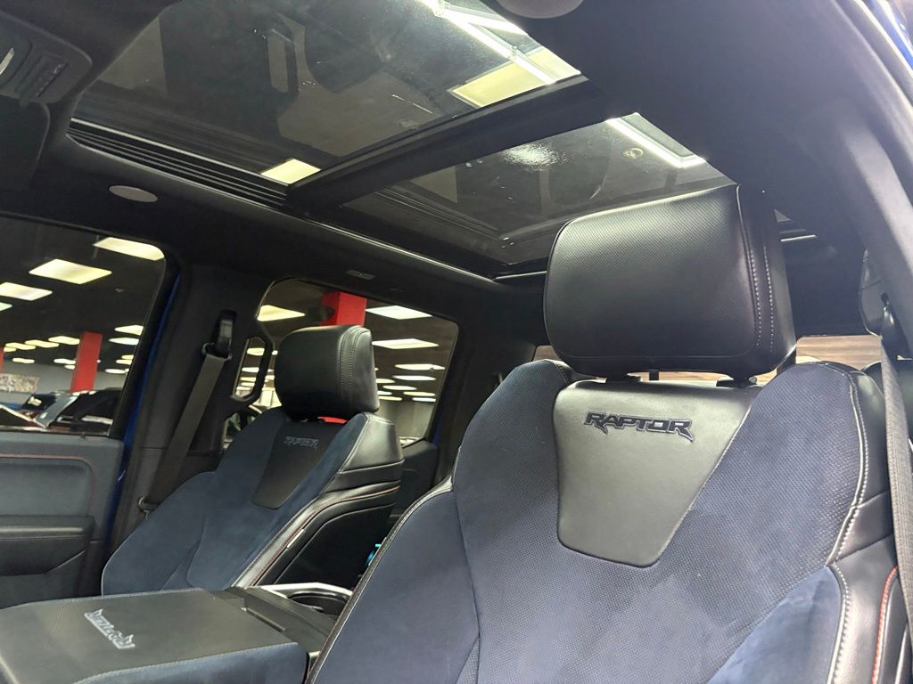 2022 Ford F-150 Raptor - Photo 23
