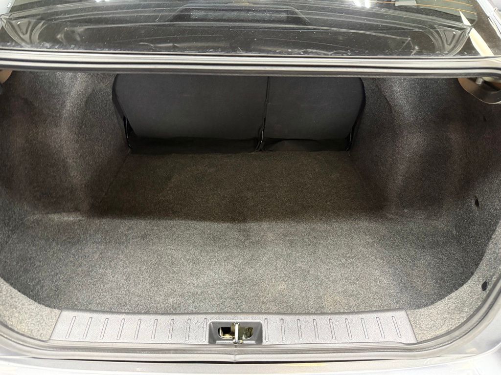 2021 Nissan Versa Sedan SV - Photo 41
