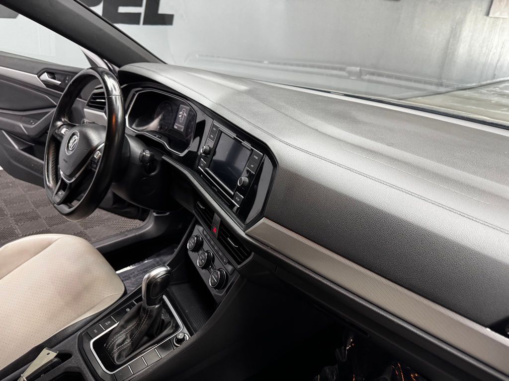 2019 Volkswagen Jetta R-Line - Photo 50