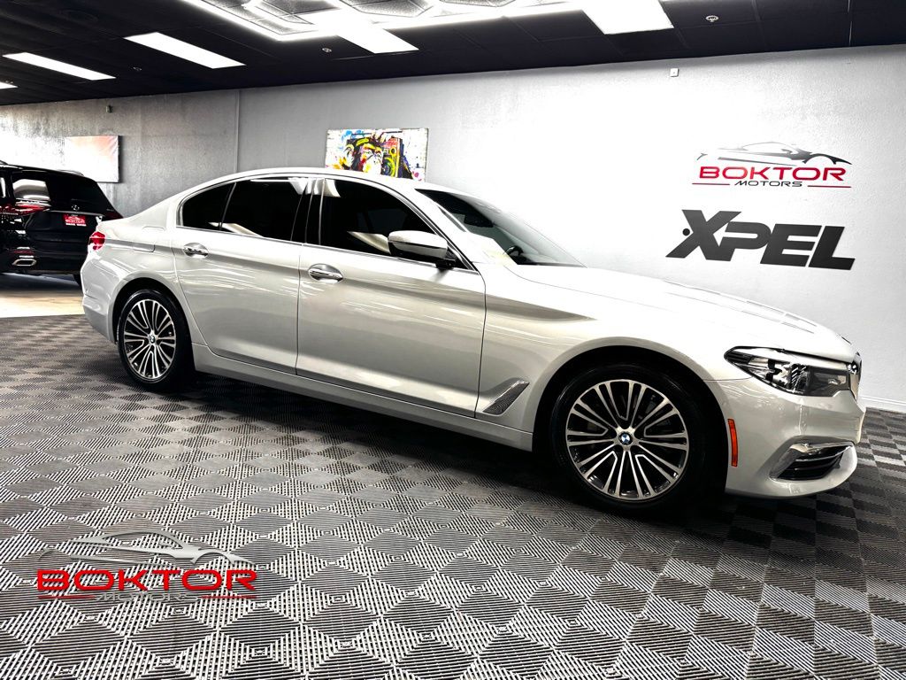 2018 BMW 5 Series 540i xDrive Sedan's photo