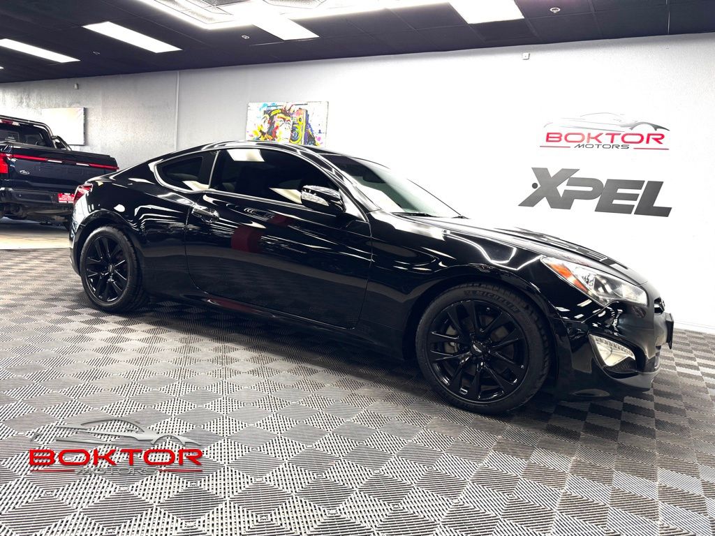 2016 Hyundai Genesis Coupe 3.8 8-Speed A/T's photo