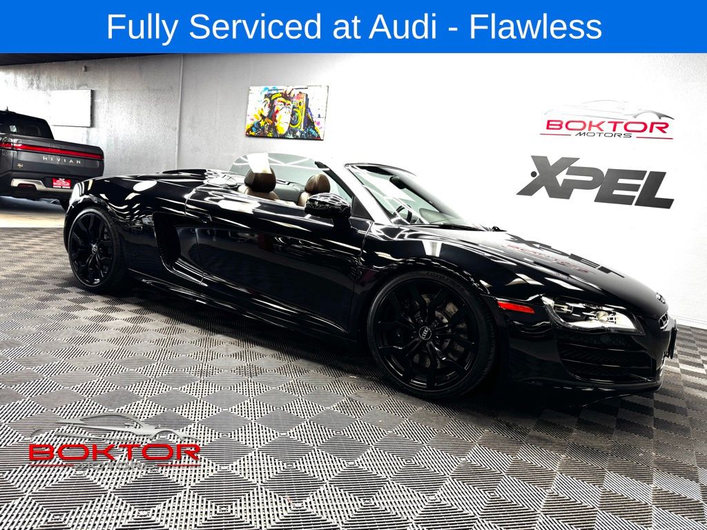 2011 Audi R8 5.2 Spyder quattro R tronic's photo