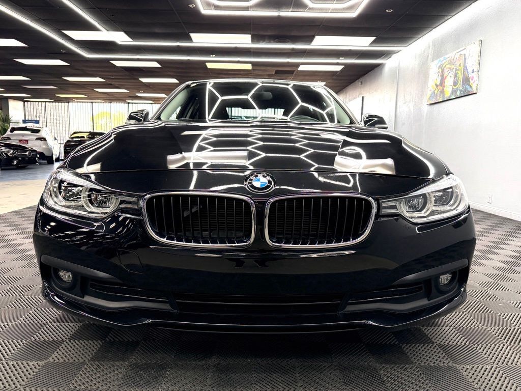 Used 2018 BMW 320i Sedan