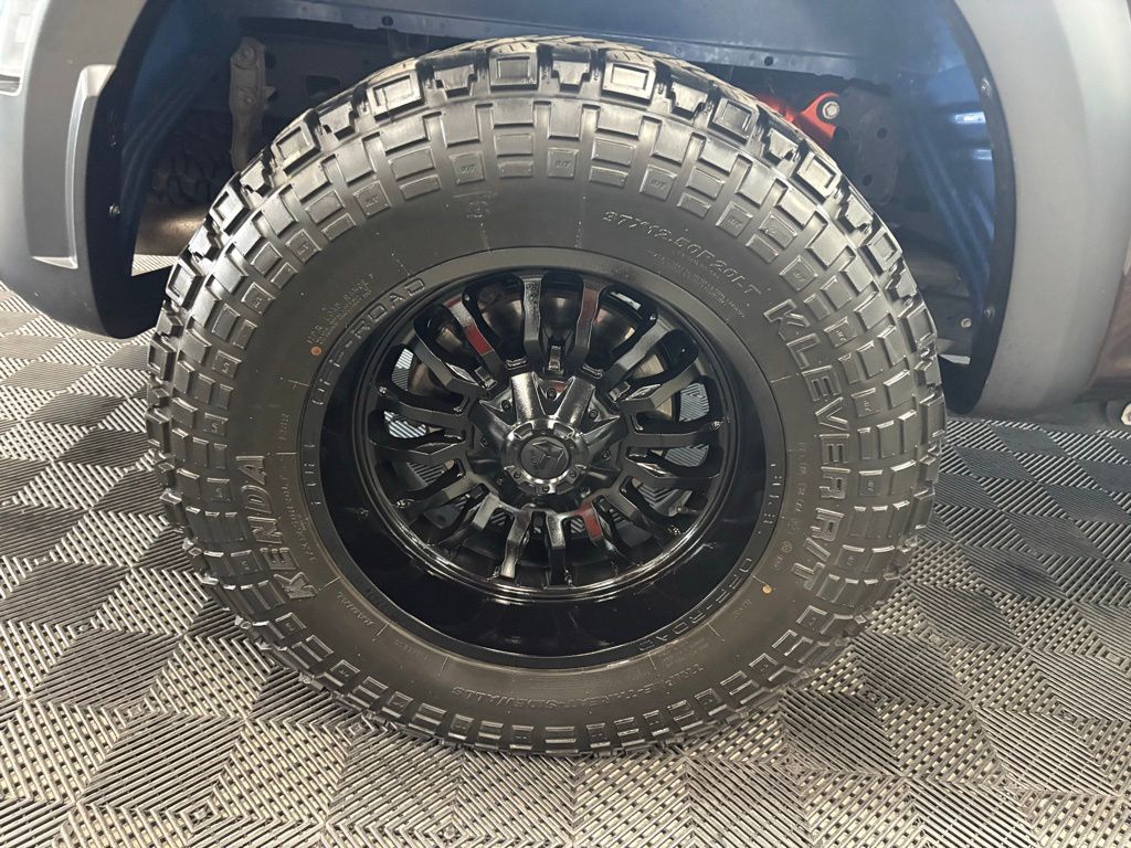 2022 Ford F-150 Raptor - Photo 19