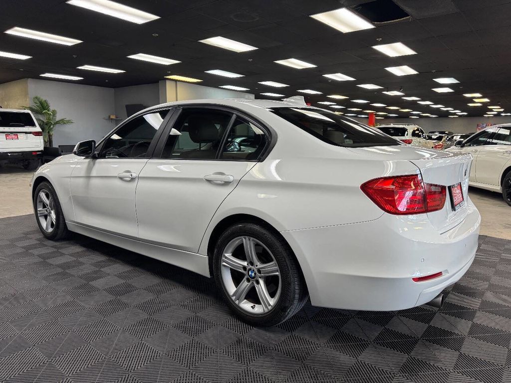 2015 BMW 3 Series 320i - Photo 9