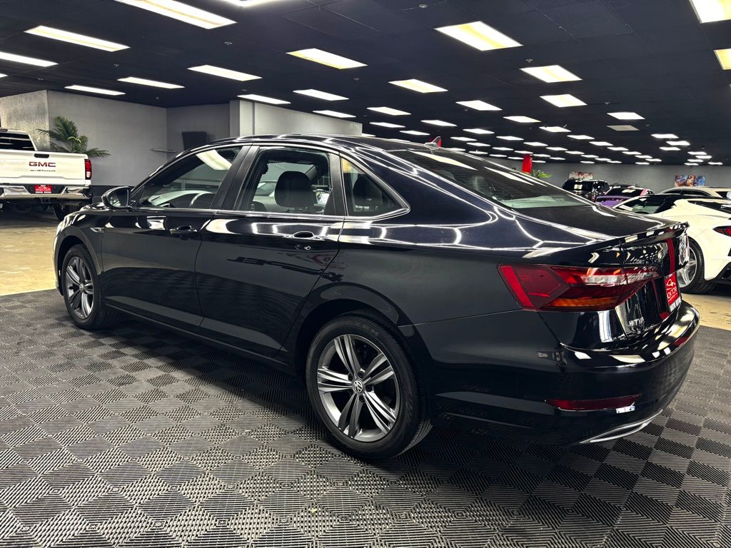 2019 Volkswagen Jetta R-Line - Photo 9