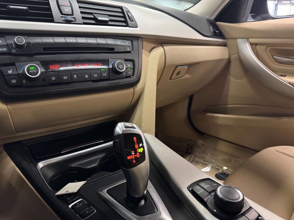 2015 BMW 3 Series 320i - Photo 26