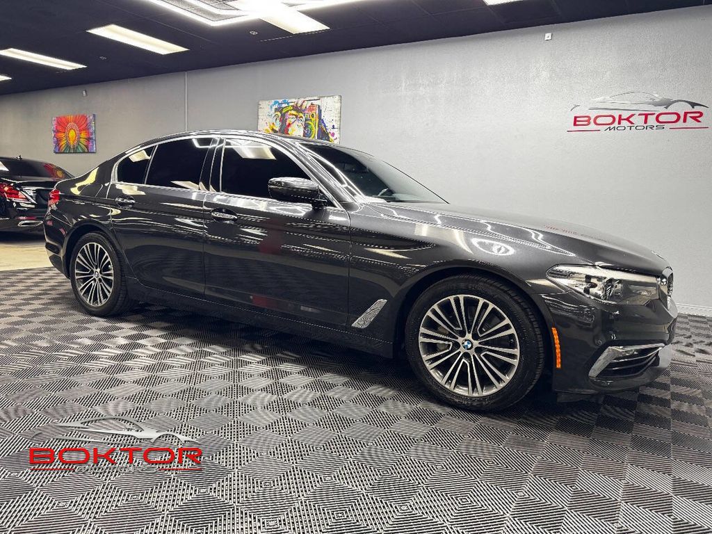 2018 BMW 5 Series 530i Sedan's photo