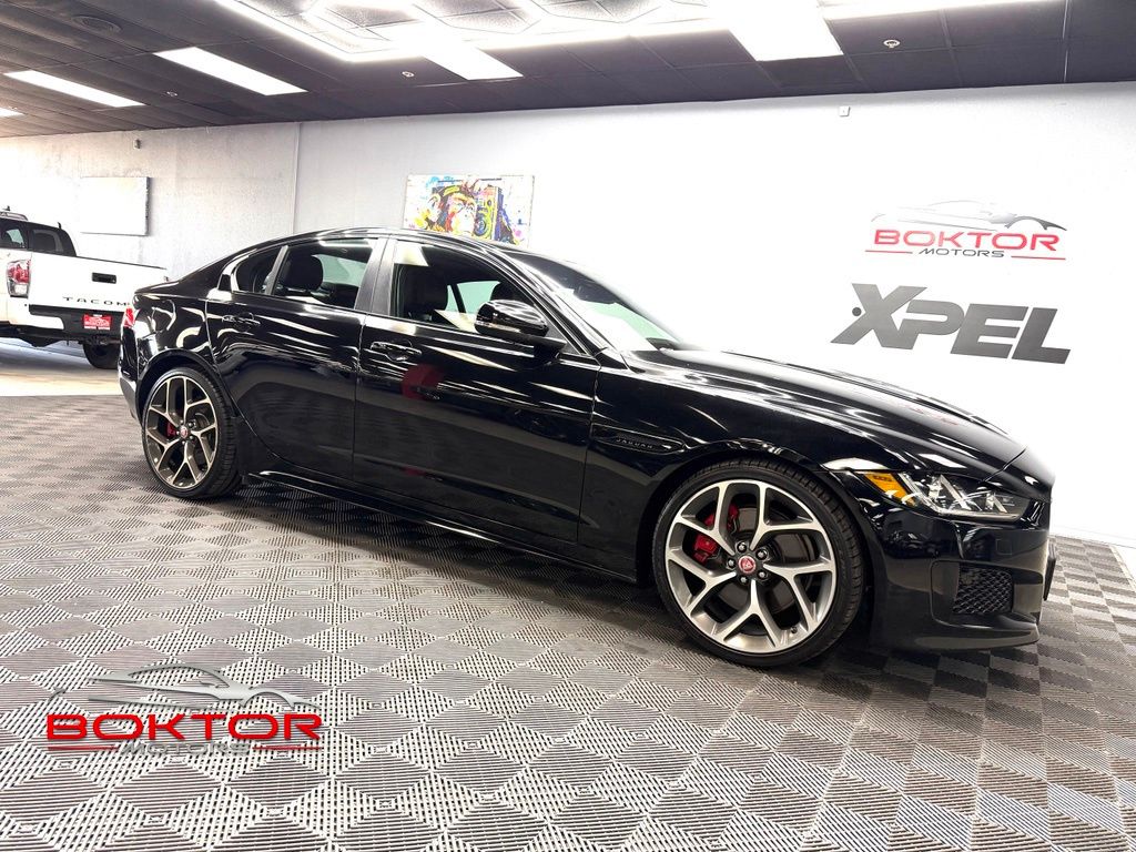 2018 Jaguar XE S's photo