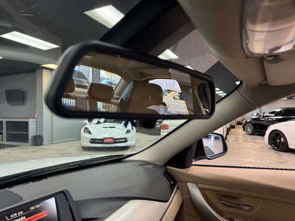 2015 BMW 3 Series 320i - Photo 28
