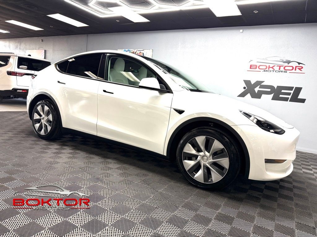 Used 2022 Tesla Model Y Long Range SUV