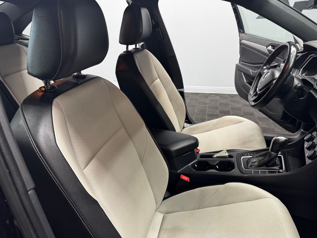 2019 Volkswagen Jetta R-Line - Photo 53