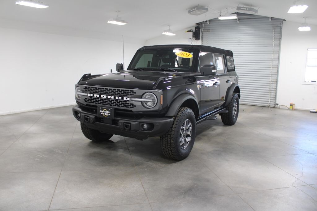 Used 2023 Ford Bronco Badlands SUV