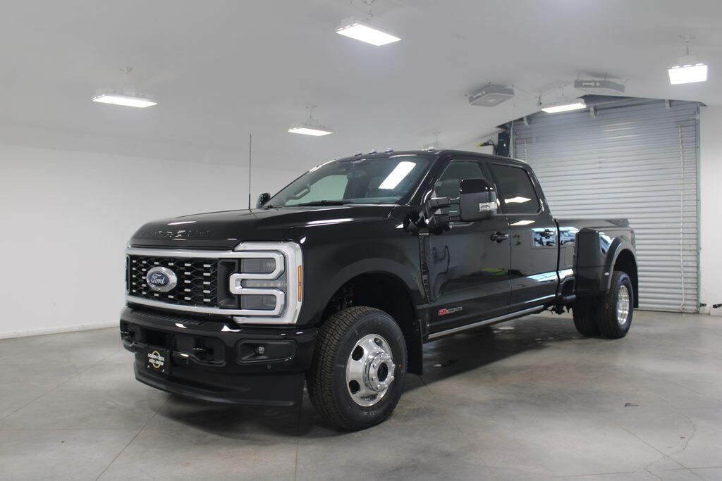 New 2026 Ford F-350SD Platinum Truck