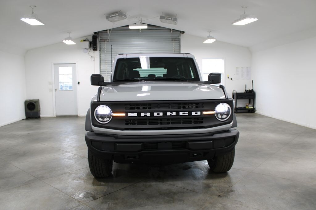 New 2026 Ford Bronco Base SUV