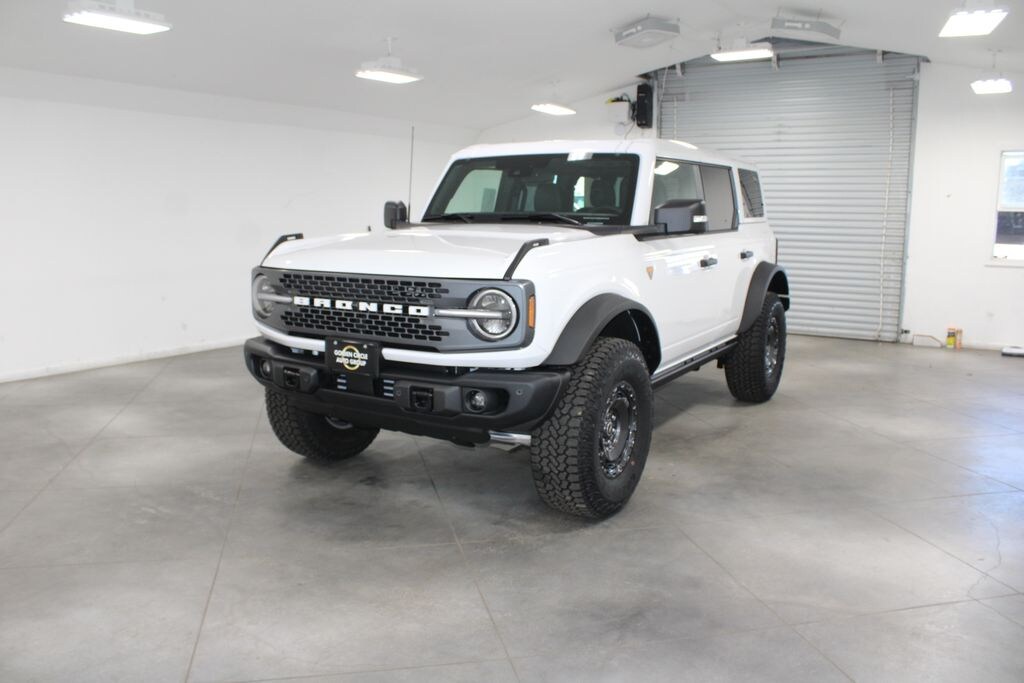 New 2025 Ford Bronco Badlands SUV