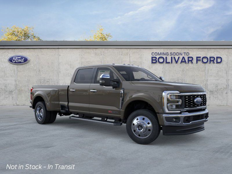 2026 Ford F-450 Super Duty Lariat's photo