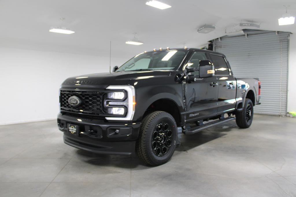 New 2026 Ford F-250SD Lariat Truck