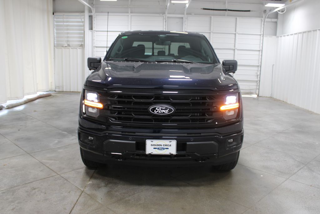 2025 Ford F-150 XLT photo 2