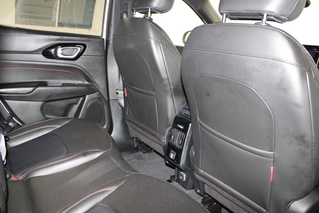 2025 Jeep Compass Trailhawk - Photo 28