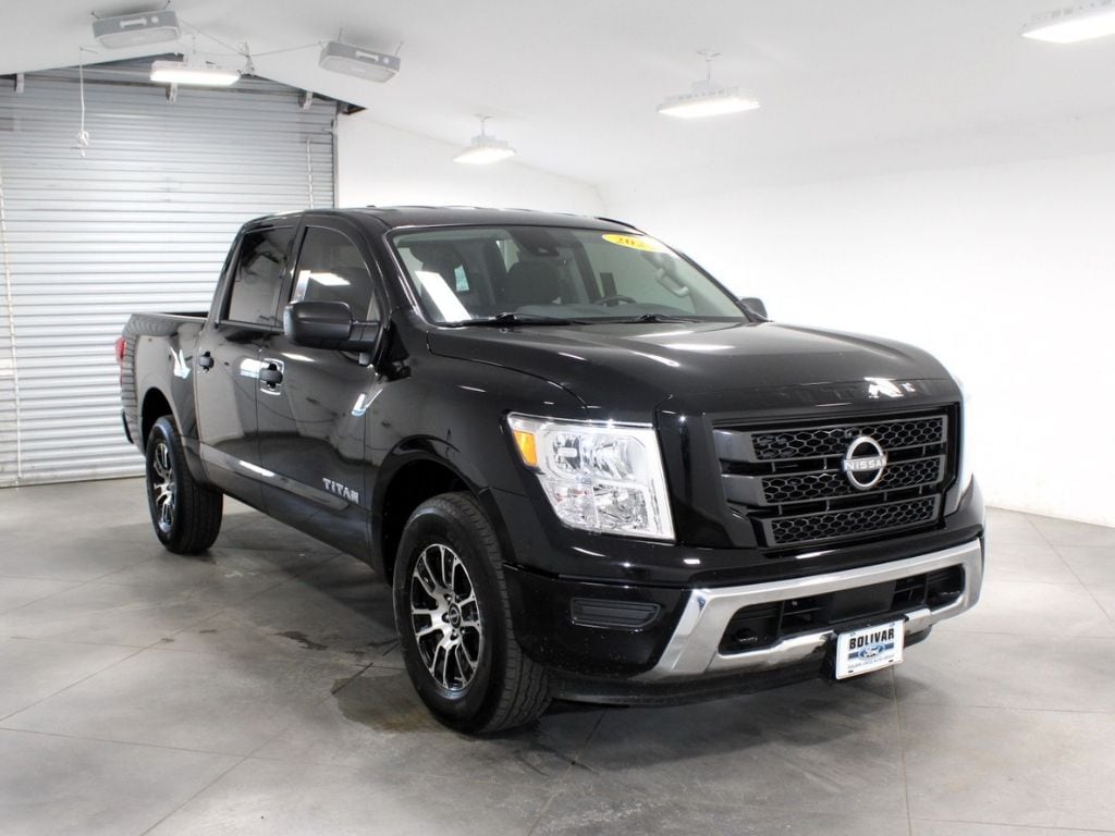 Used 2024 Nissan Titan SV Truck