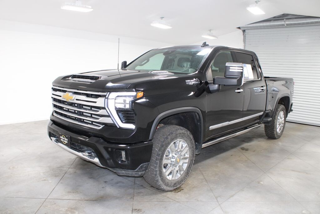 Used 2024 Chevrolet Silverado 2500HD High Country Truck