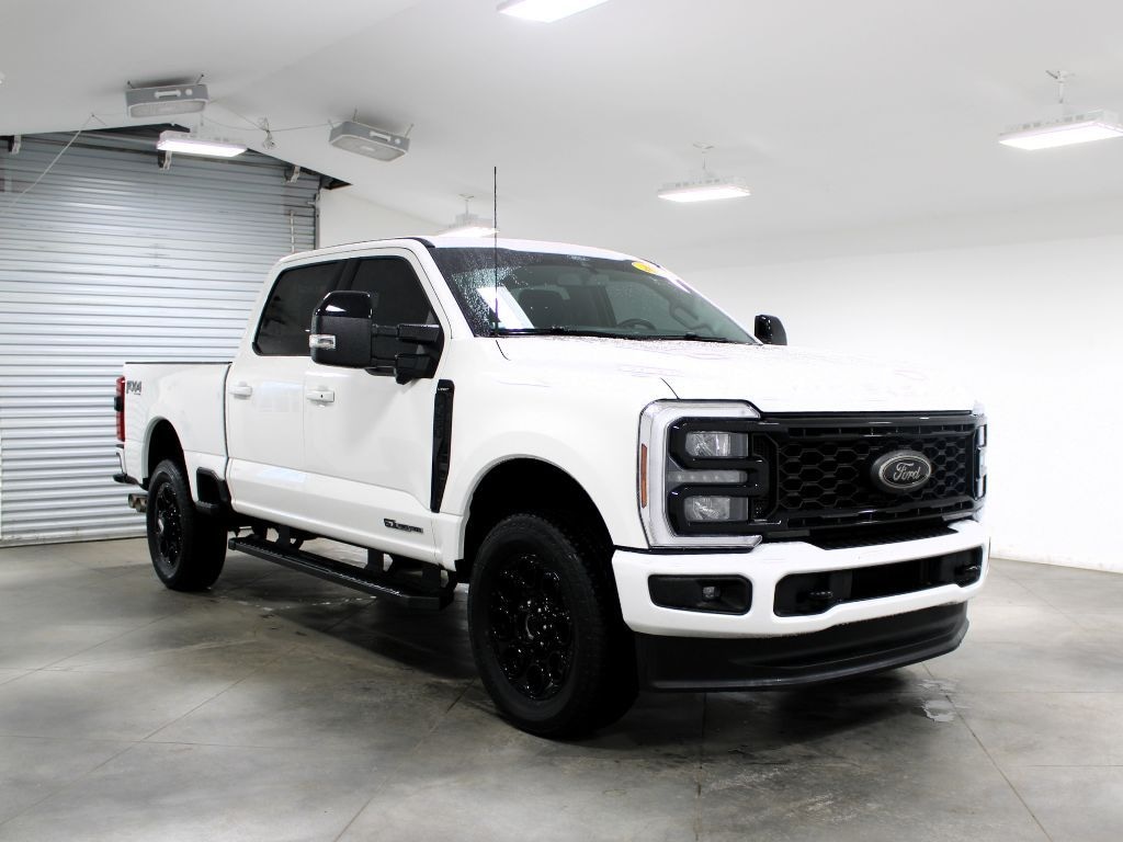 Used 2025 Ford F-250SD Lariat Truck