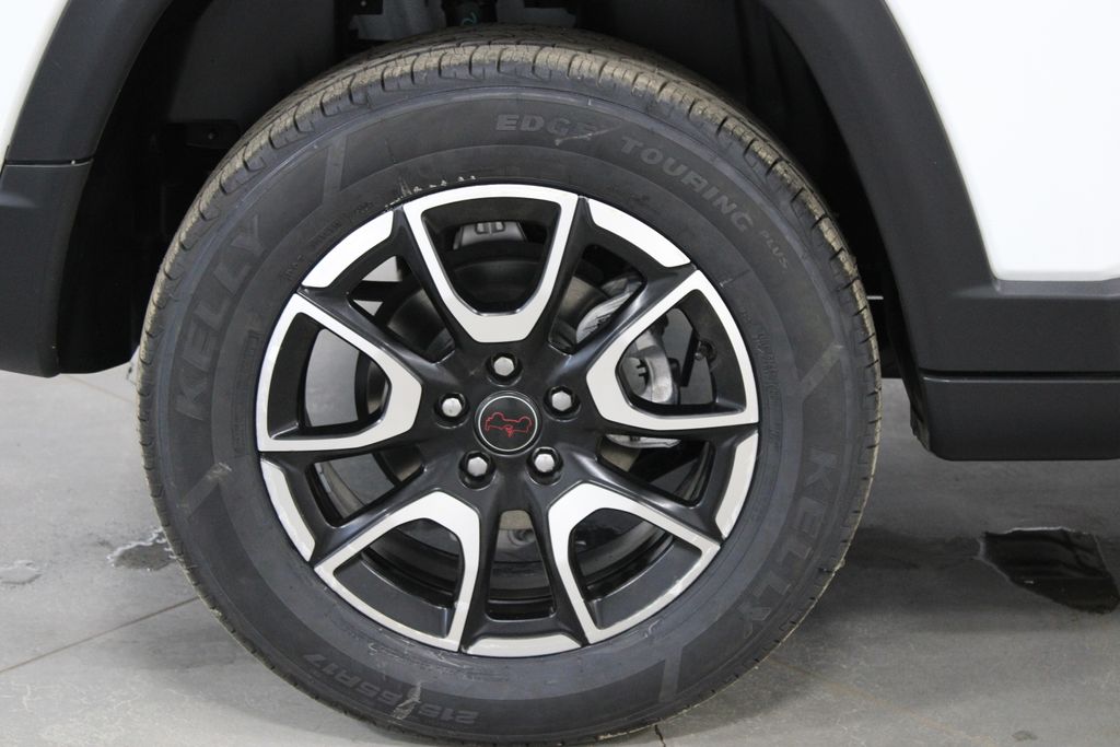 2025 Jeep Compass Trailhawk - Photo 13