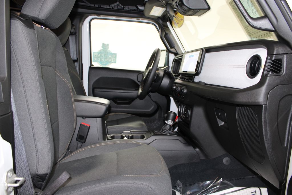 2024 Jeep Wrangler 2-Door Sport S - Photo 24