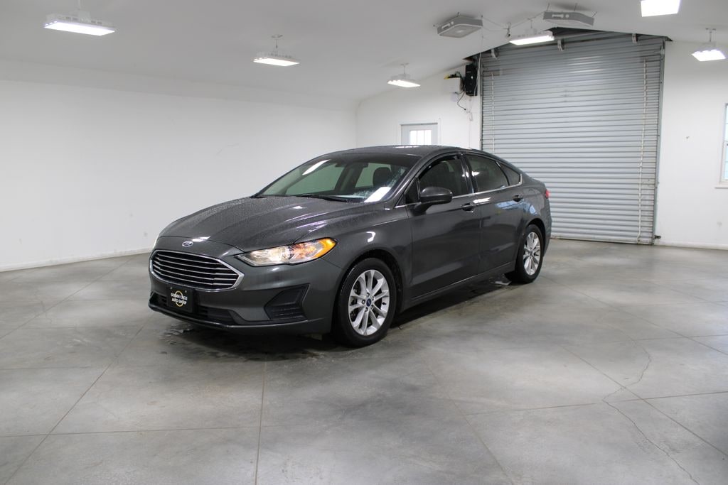 Used 2020 Ford Fusion SE Sedan