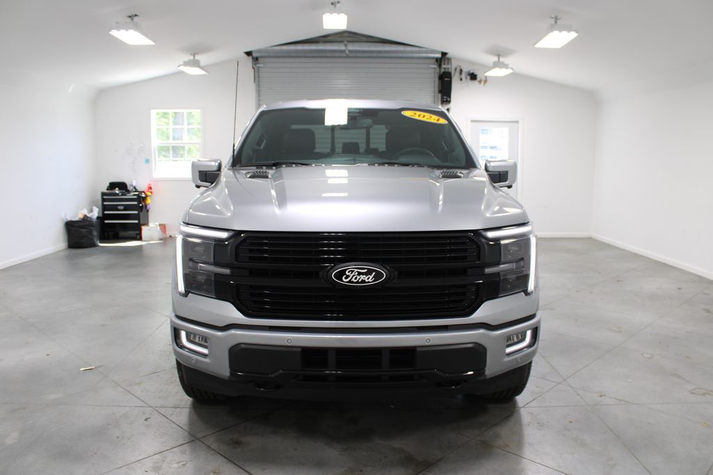 2024 Ford F-150 Platinum photo 2