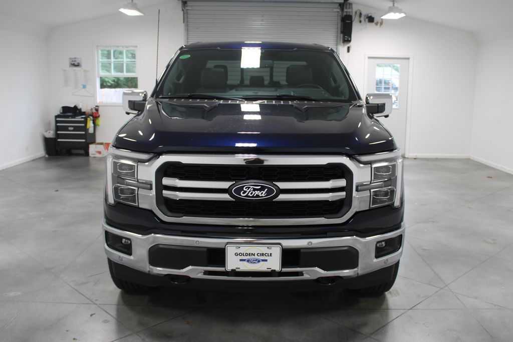 2025 Ford F-150 Lariat photo 2