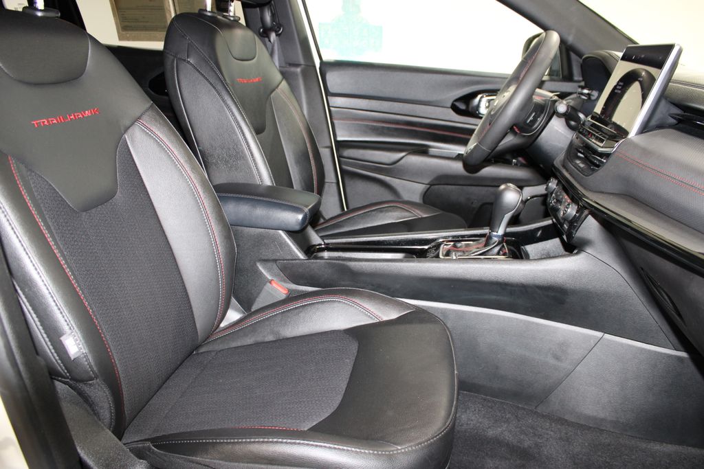 2025 Jeep Compass Trailhawk - Photo 23