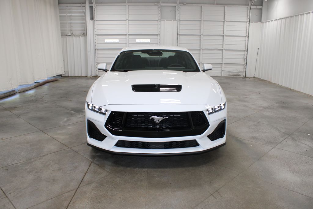 2025 Ford Mustang GT photo 2