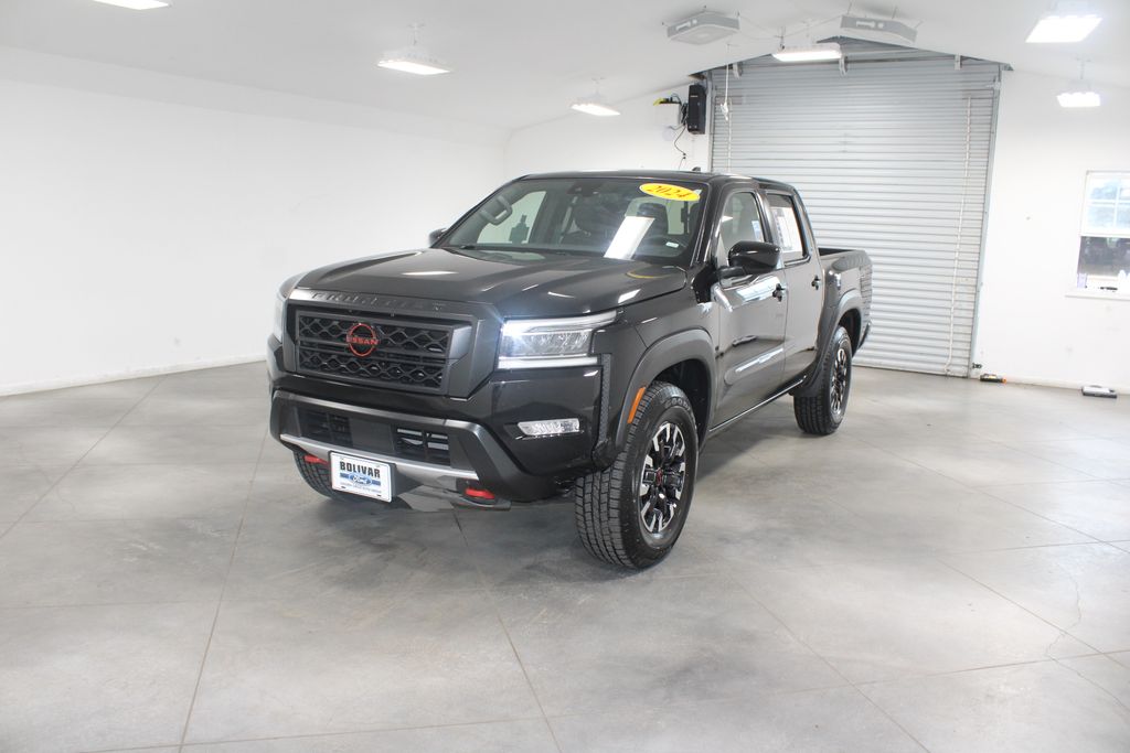 2024 Nissan Frontier PRO-4X photo 3