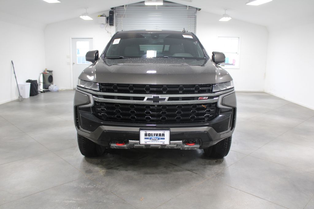 2021 Chevrolet Tahoe Z71 photo 2