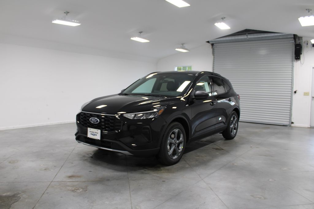 2025 Ford Escape ST-Line photo 3