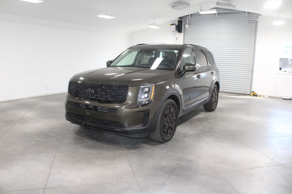 2021 Kia Telluride EX photo 2