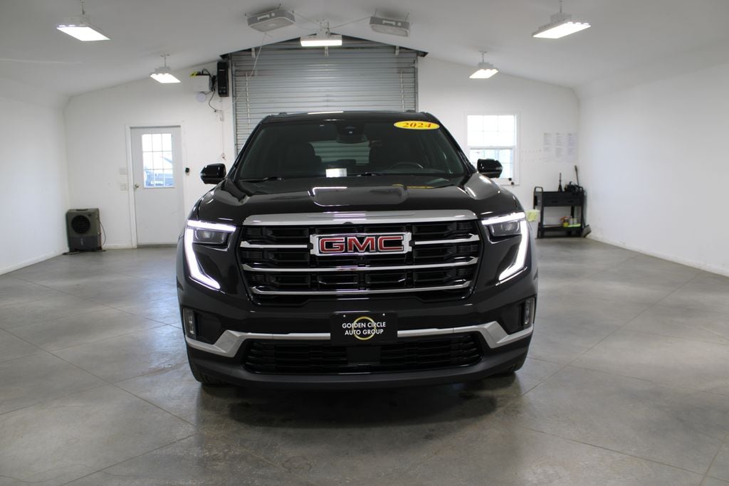 Used 2024 GMC Acadia Elevation SUV