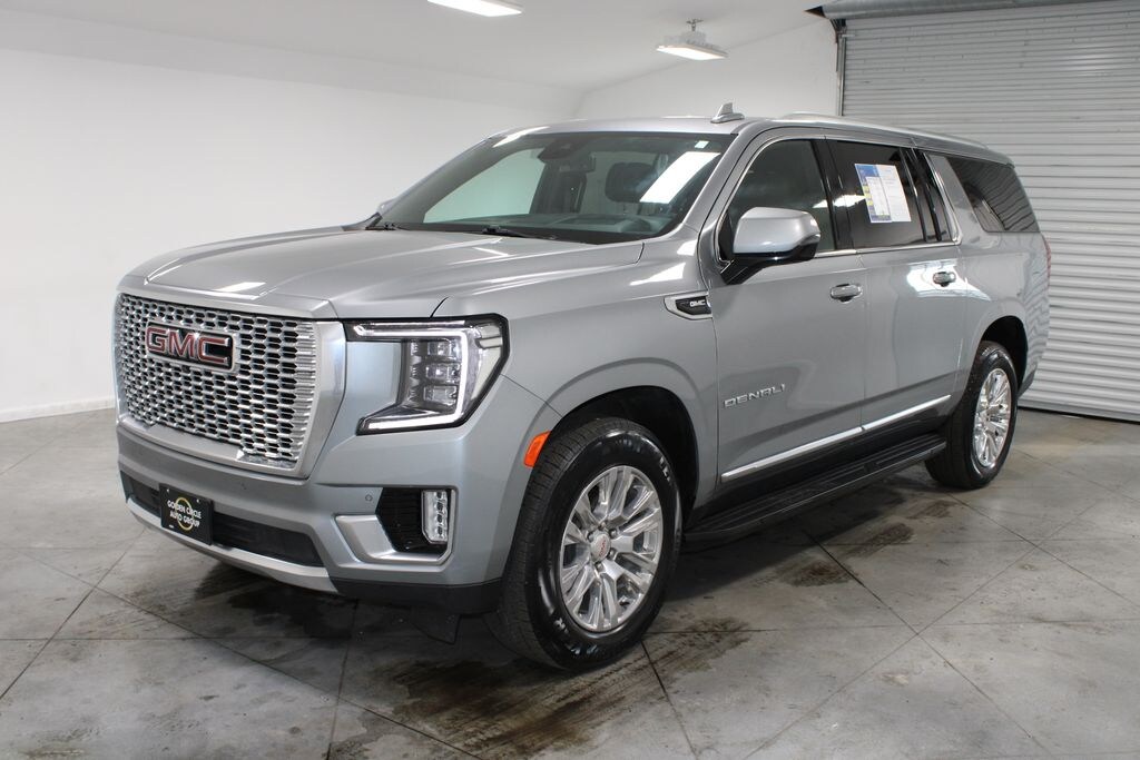 Used 2024 GMC Yukon XL Denali SUV