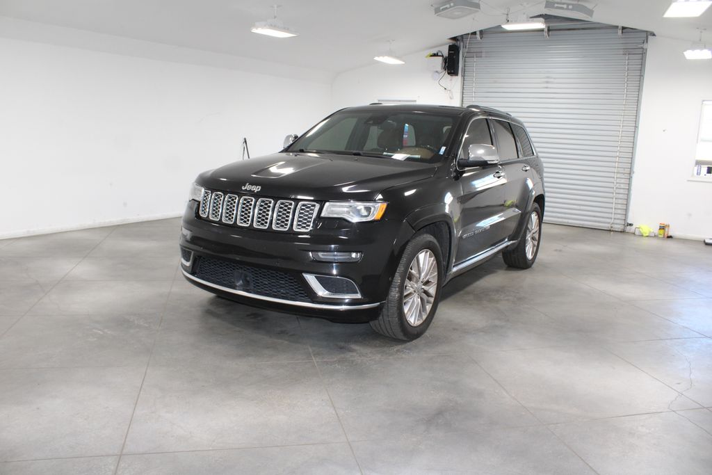2017 Jeep Grand Cherokee Summit photo 3