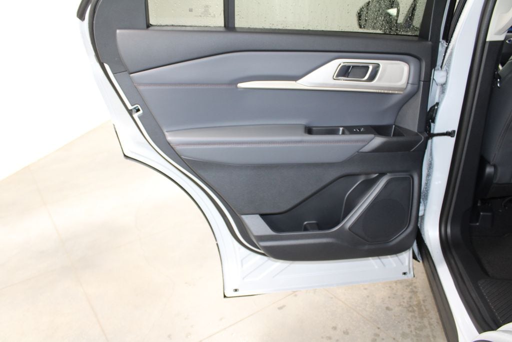 2026 Ford Explorer Active - Photo 28